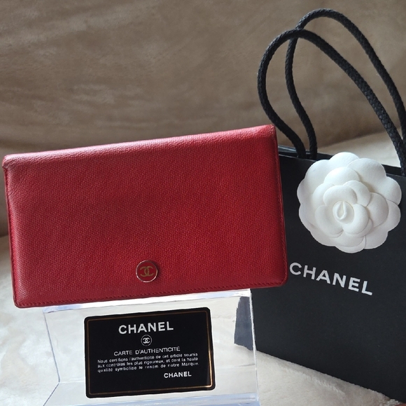 CHANEL Handbags - CHANEL Classic Red Wallet